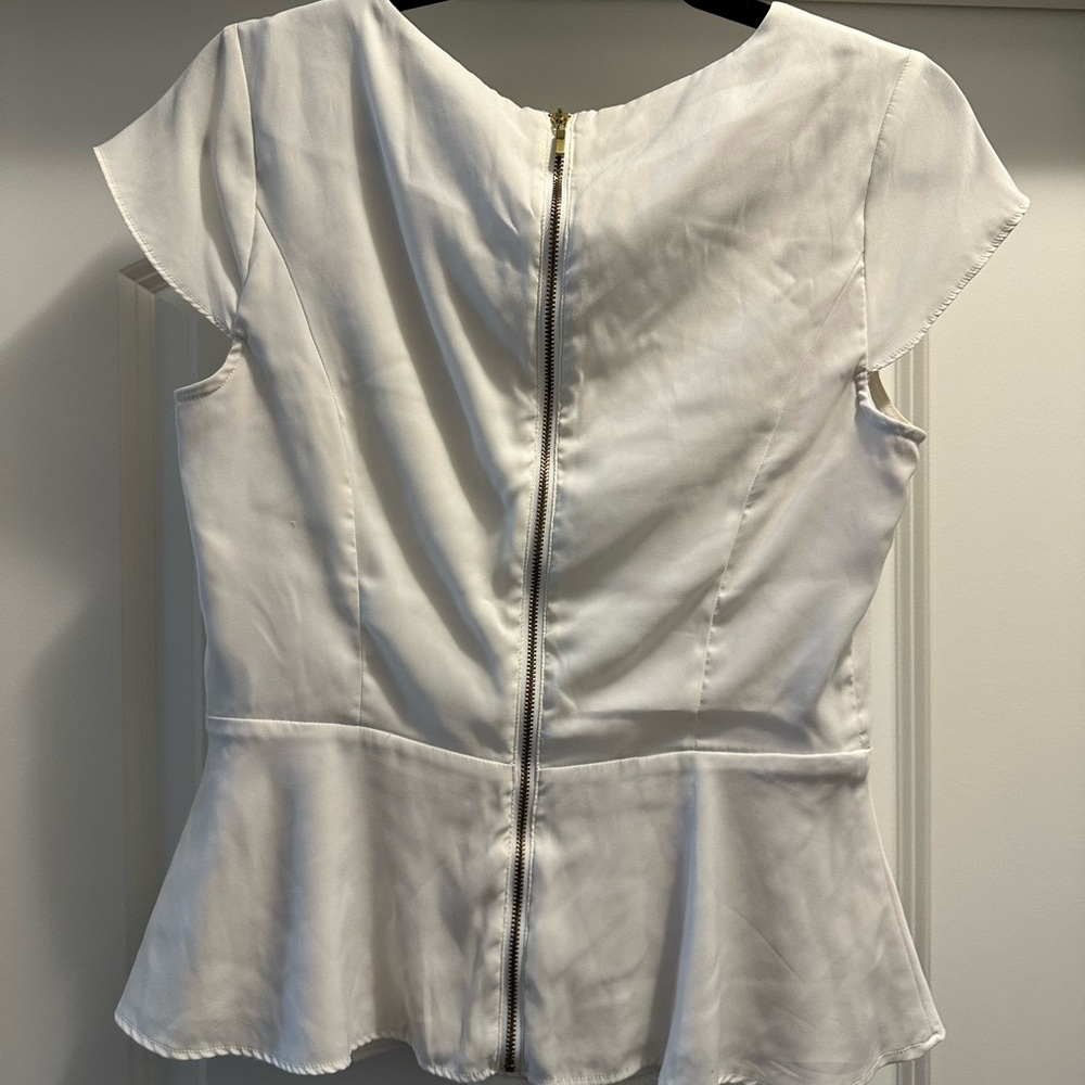 Express Women's White Peplum Top - Picture 3 of 5